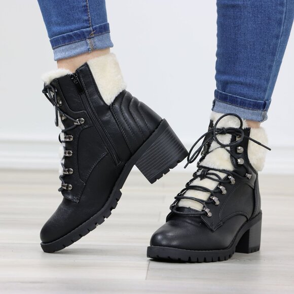Black Lace Up Ankle Boots Chunky Heel Faux Fur Lined - Picture 8 of 16